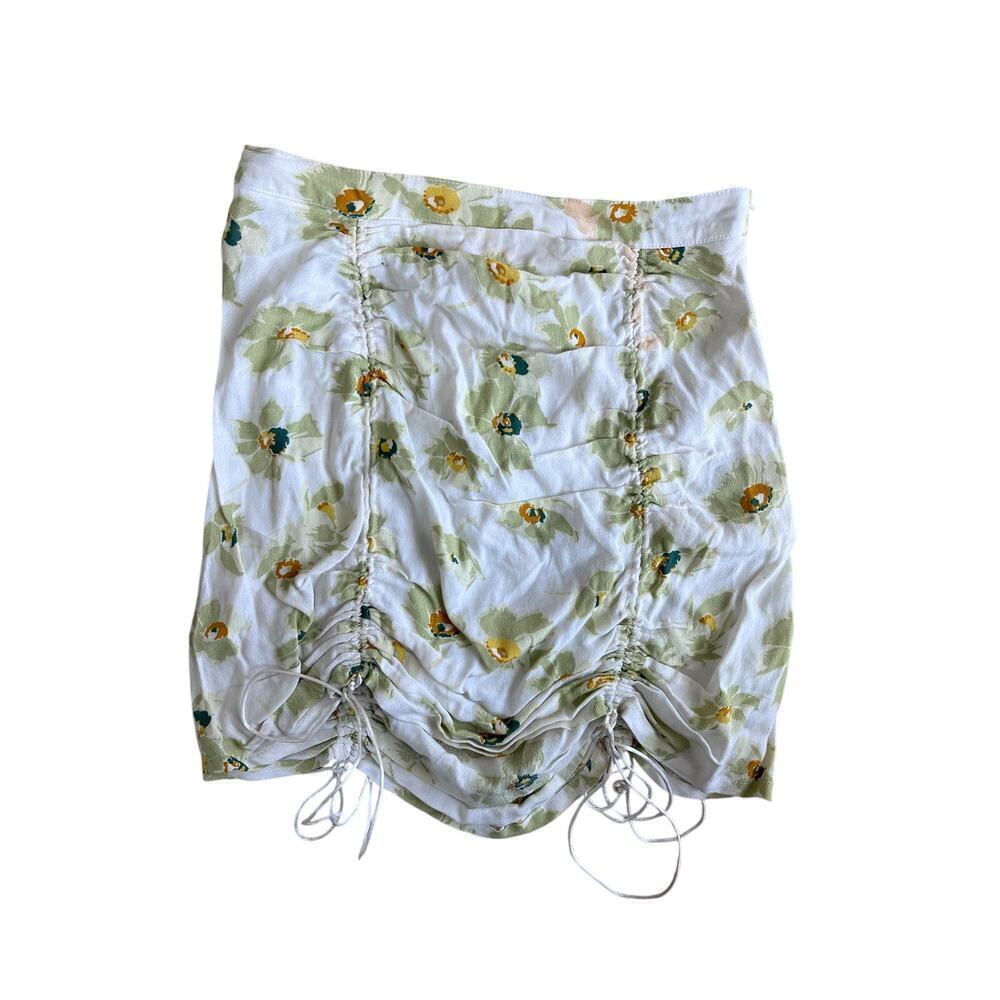 Verge Girl Floral Mini Skirt Size AU6/US2 - Picture 2 of 5